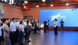 省機電冶煤系統(tǒng)勞模工匠培訓(xùn)班學(xué)員走進(jìn)德勝釩鈦參觀交流